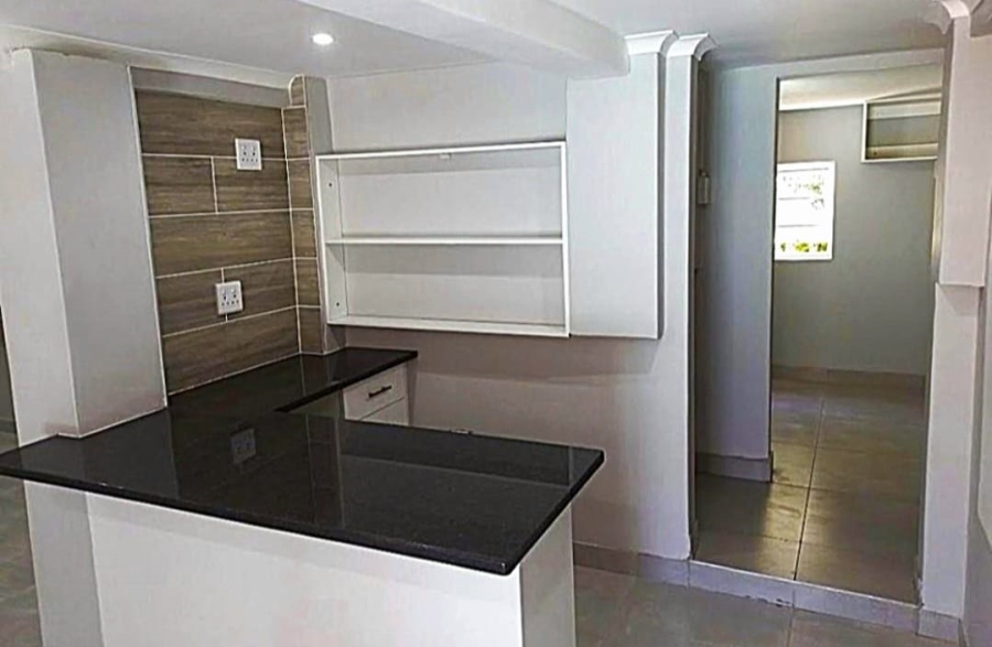 4 Bedroom Property for Sale in Nahoon Valley Park Eastern Cape